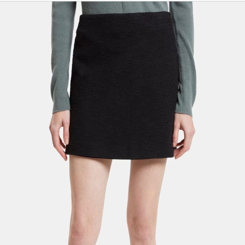 THEORY - SIZE 12 - BLACK TWEED MINI SKIRT